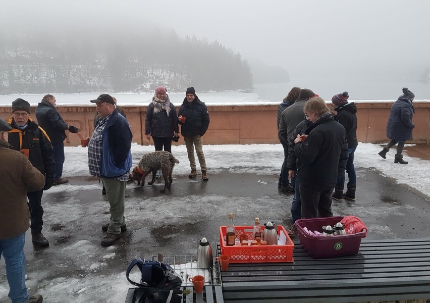 Zwischenstopp am Damm der Sösetalsperre