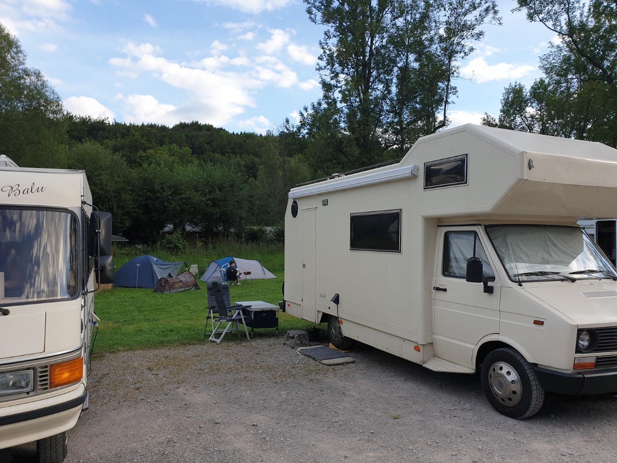 Eulenburg Wohnmobilstellplatz am Eingang des Campingplatzes 