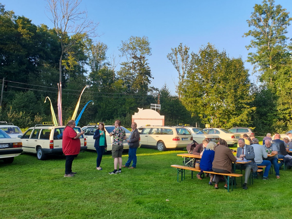 Taxi-Treffen auf der Eulenburg am Vorabend von OTTO, 21. Oldtimer-Treffen Osterode