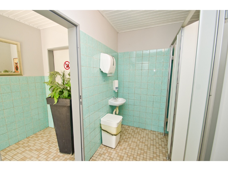 Damen-Toiletten